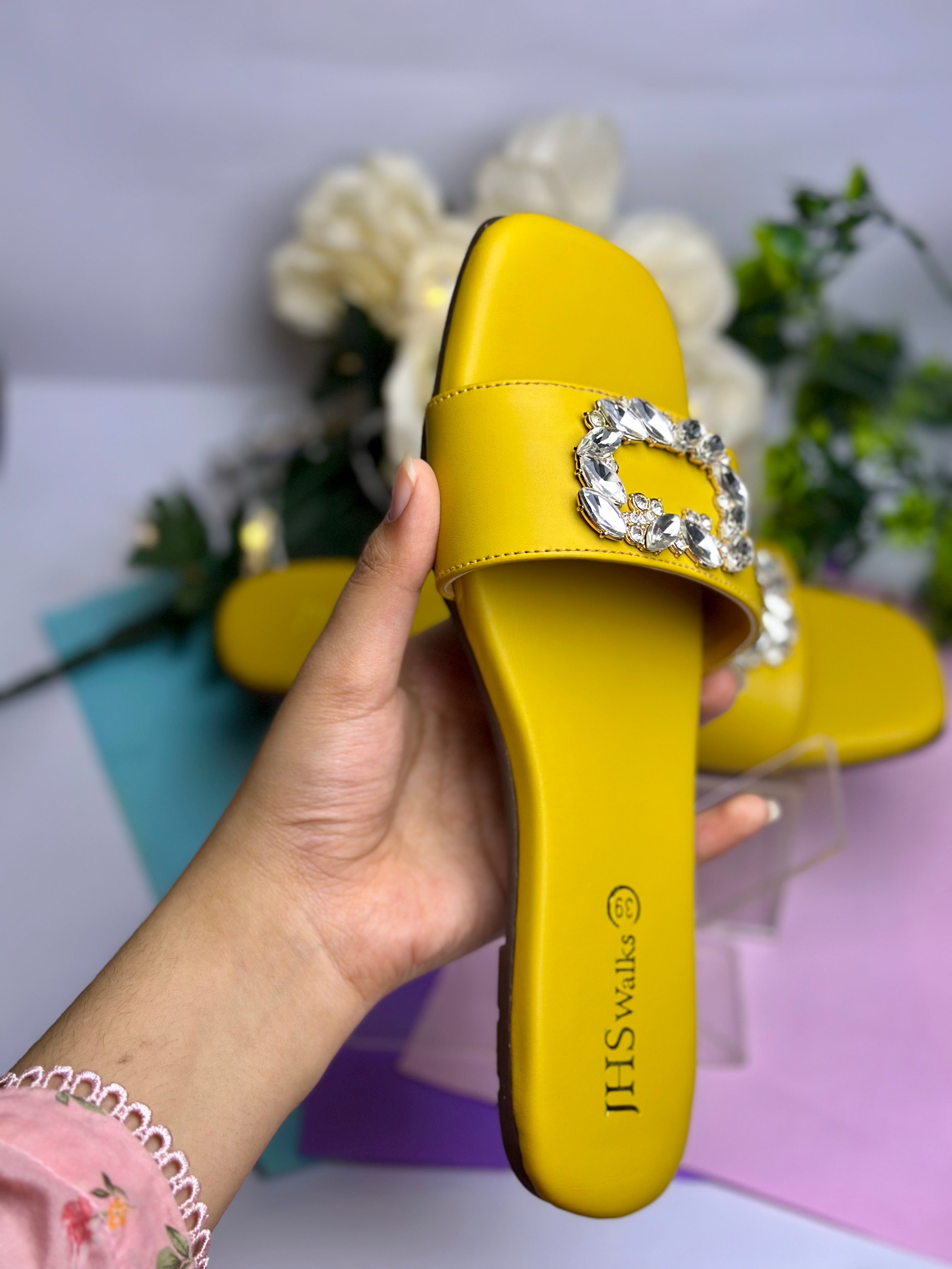 🌞 Sunny Luxe Crystal Slide