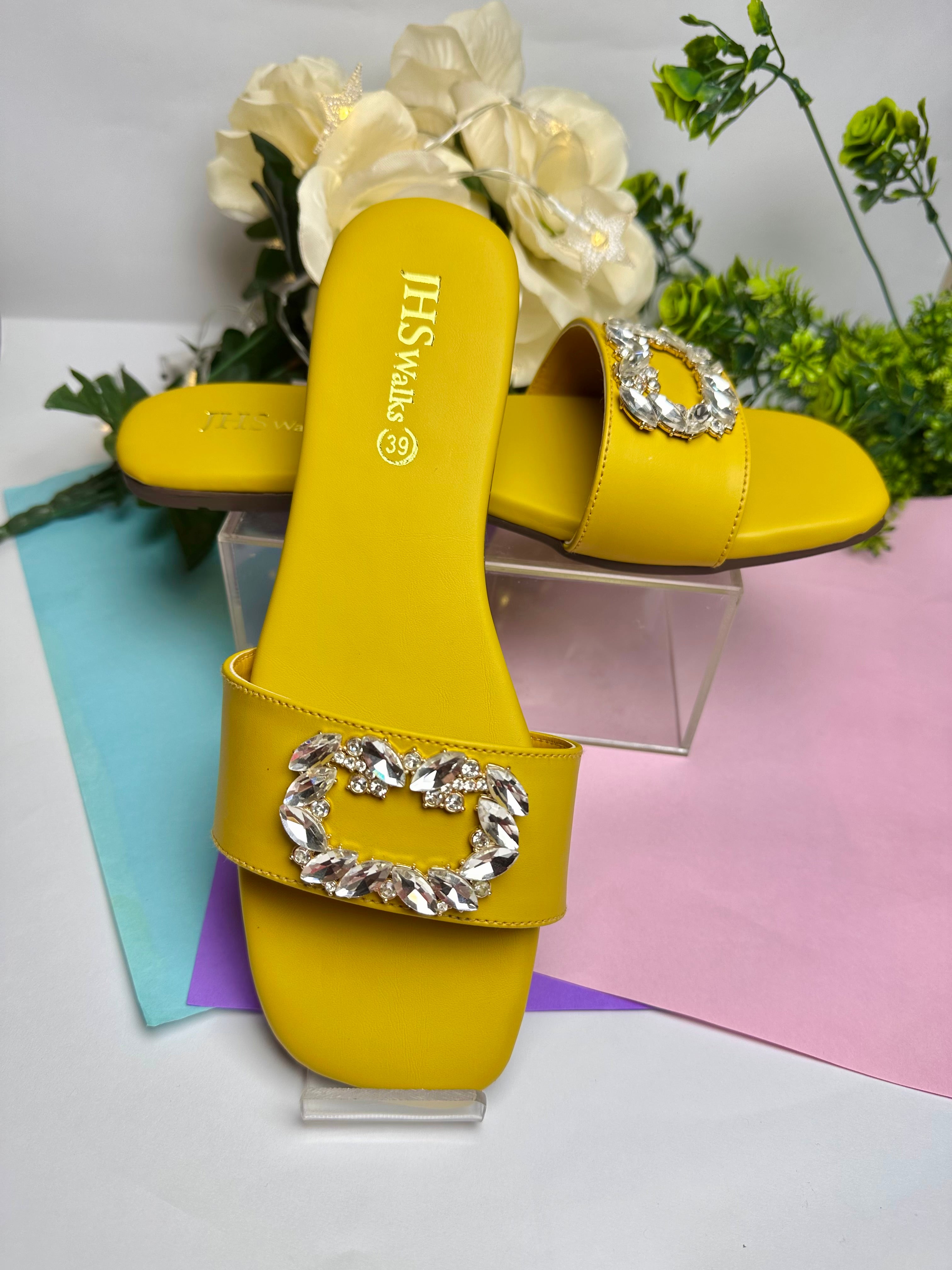 🌞 Sunny Luxe Crystal Slide