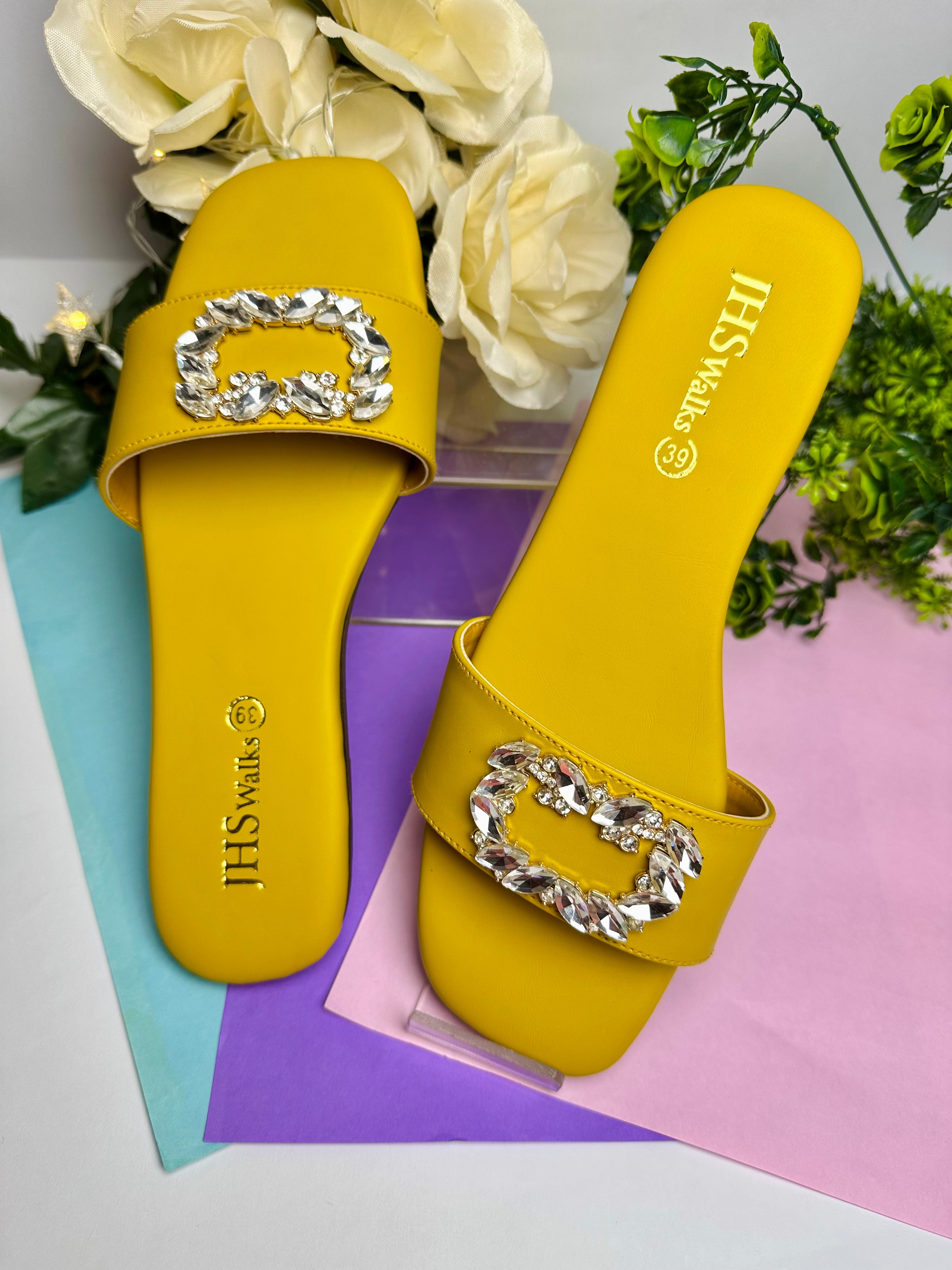 🌞 Sunny Luxe Crystal Slide