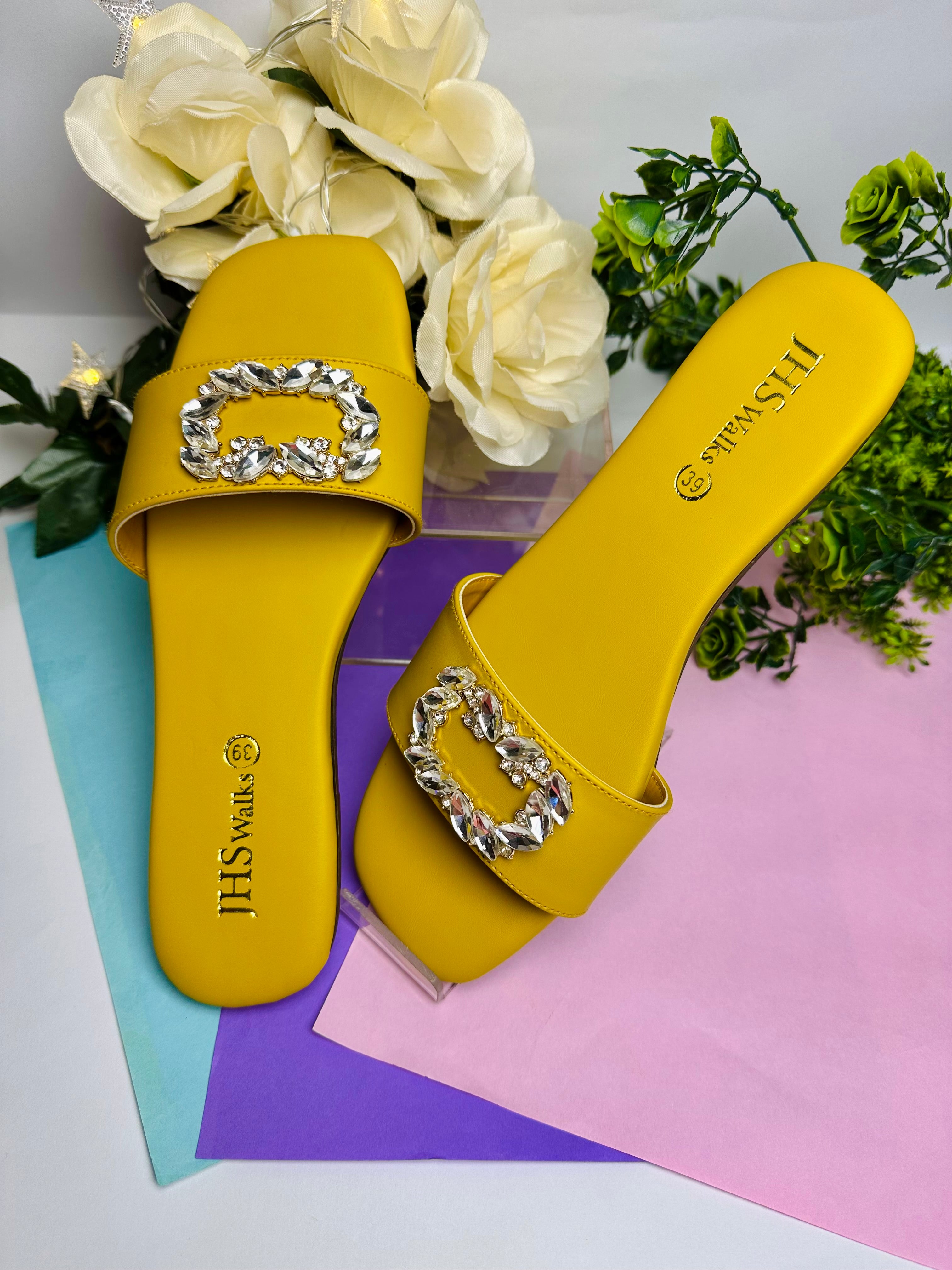 🌞 Sunny Luxe Crystal Slide