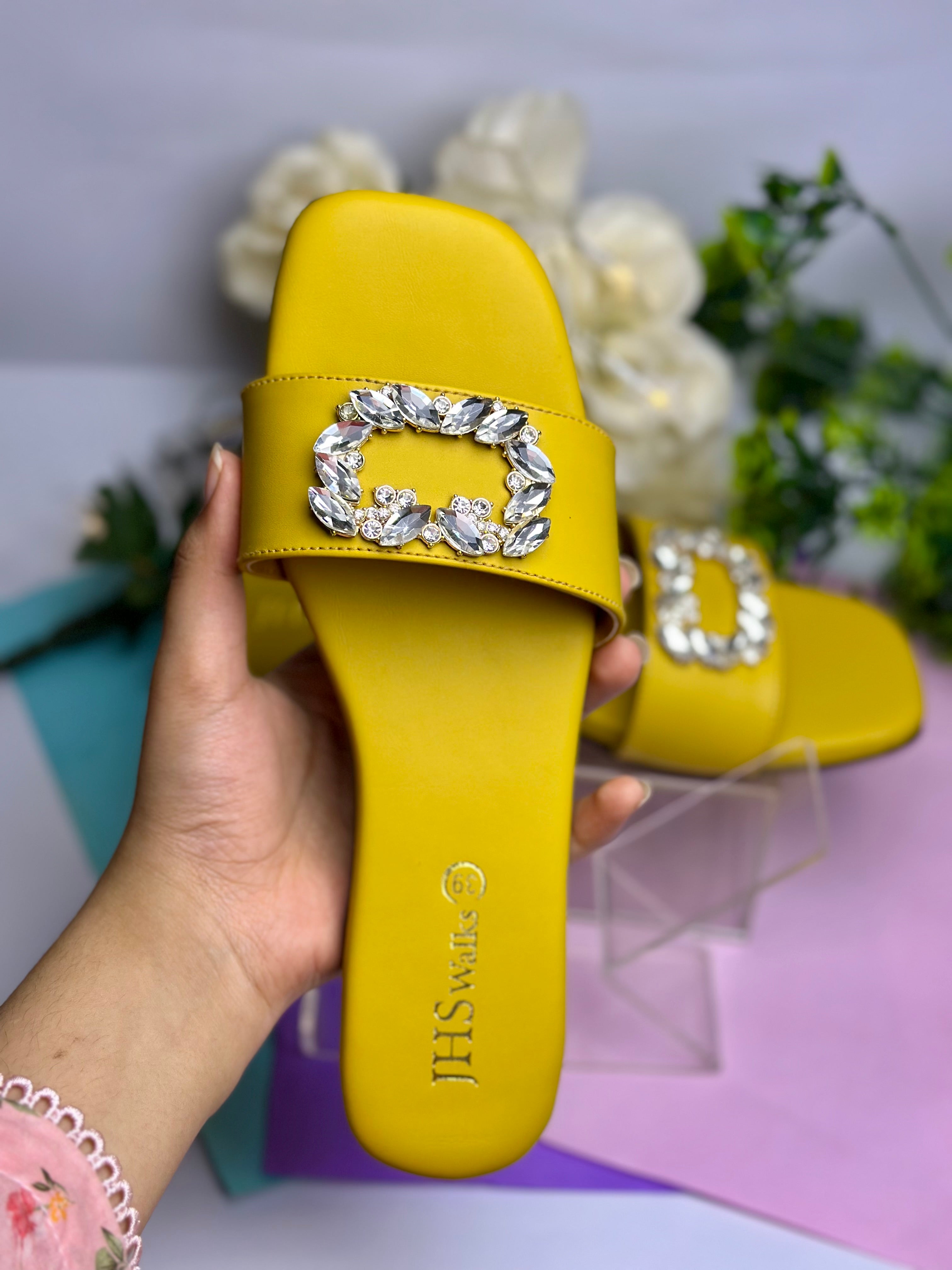 🌞 Sunny Luxe Crystal Slide
