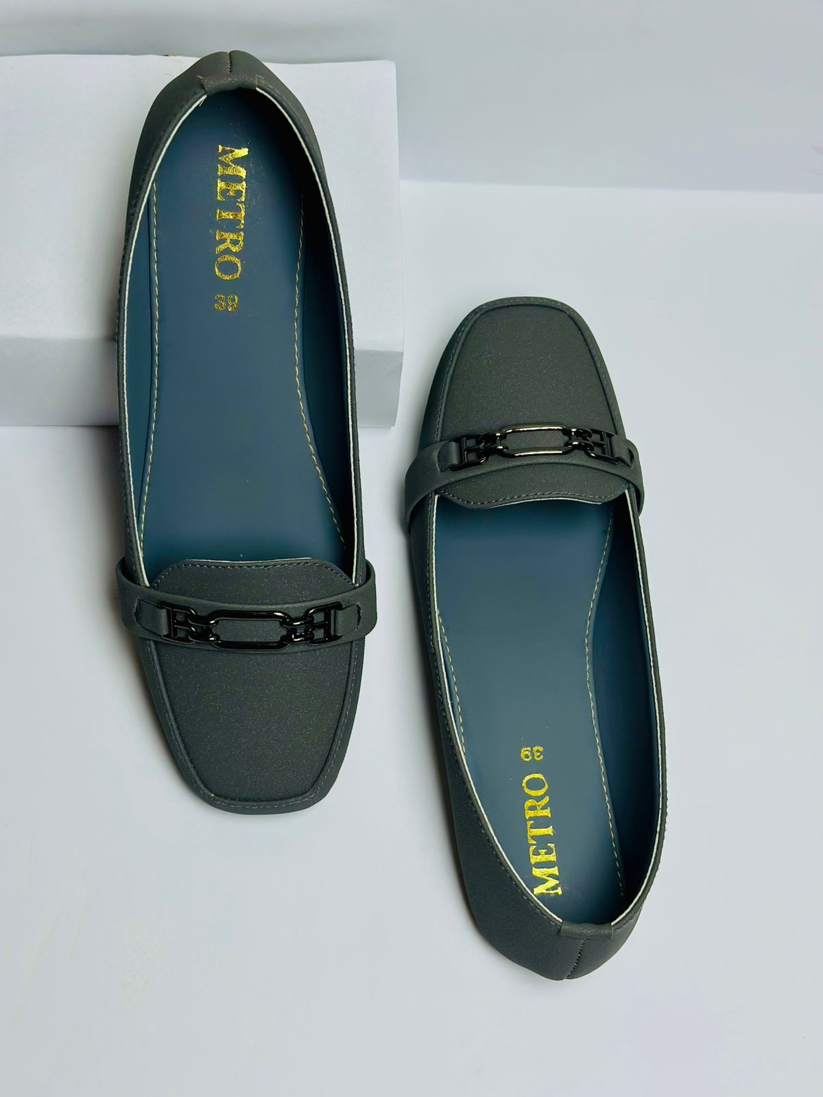 Gleam Loafer Collection